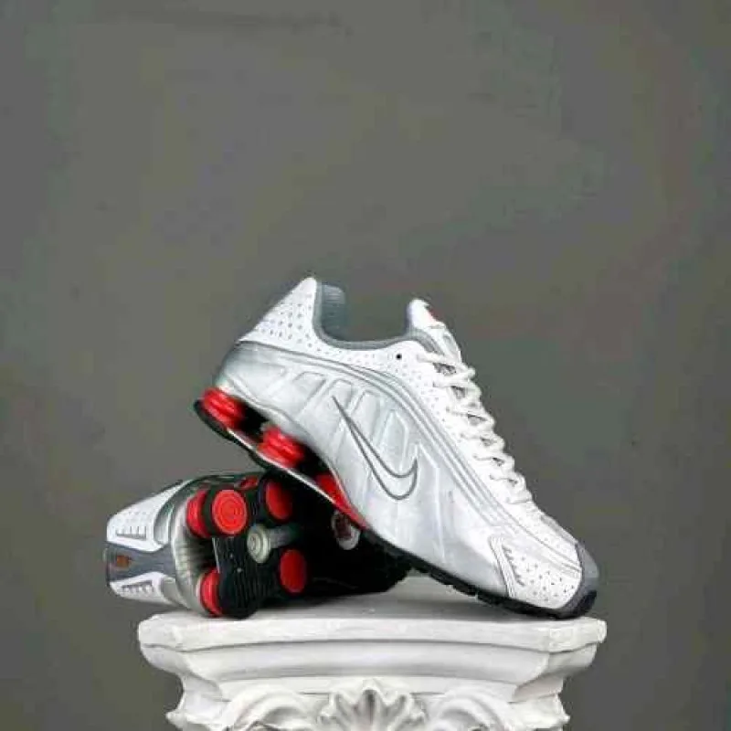 nikkee Shox R4 Metallic Silver Comet Red