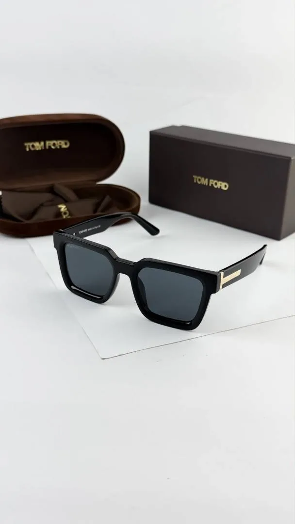 Tomfor_black_2098