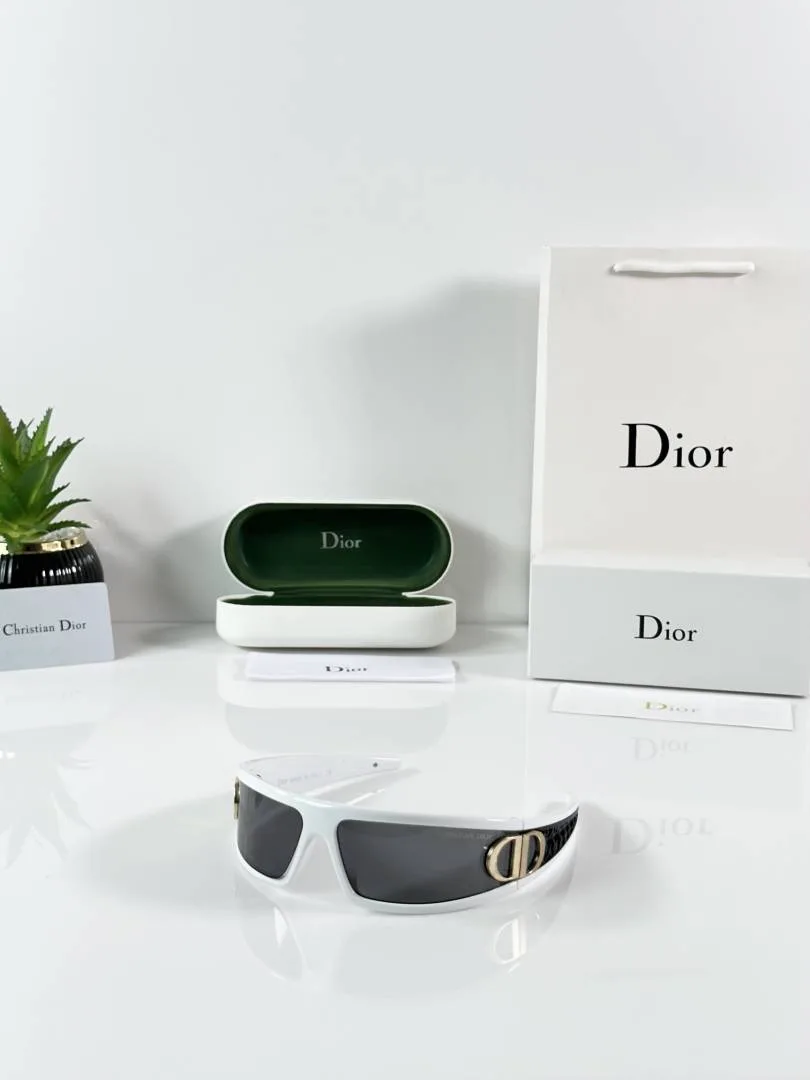 Christian Diyor 3382 White Black