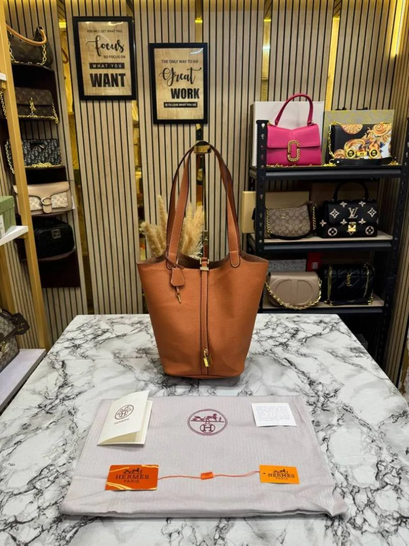Hermees Picotin Lock Style Leather Tote Bag With Dust Bag (Brown)