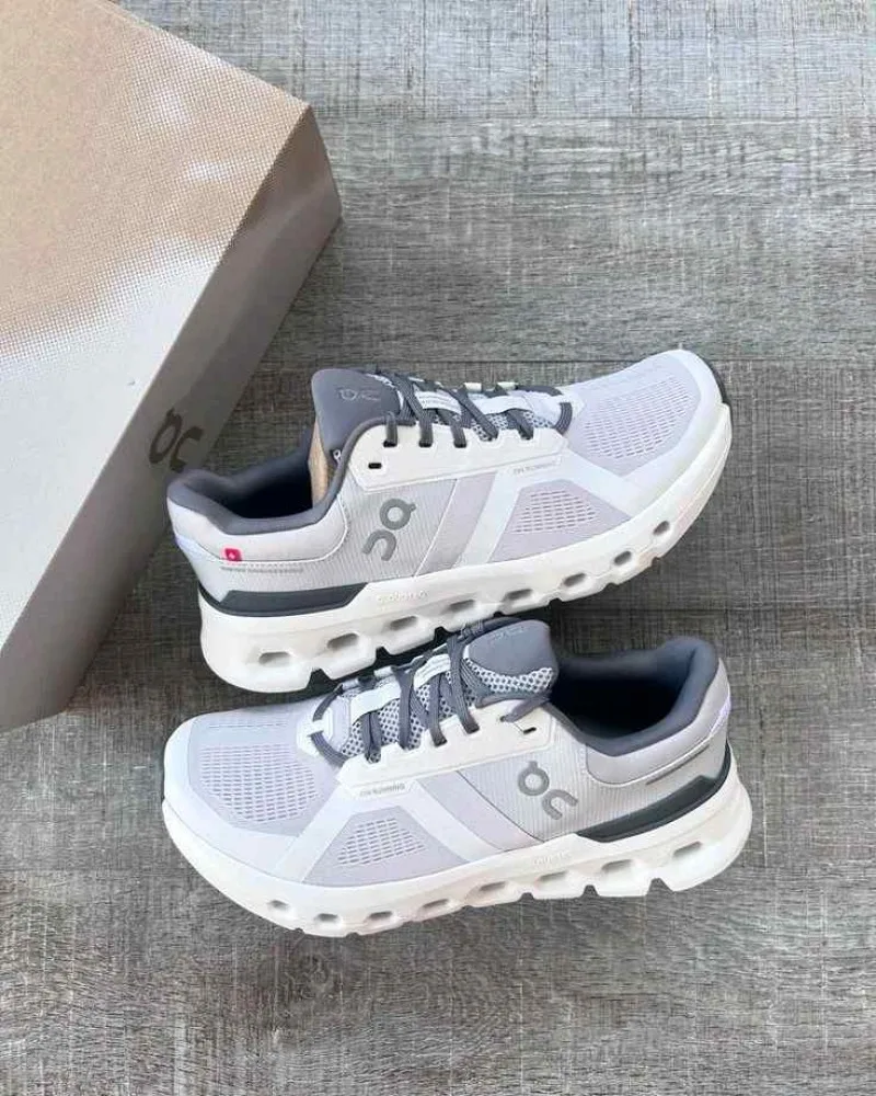 on Cloudrunner 2 White-Frost