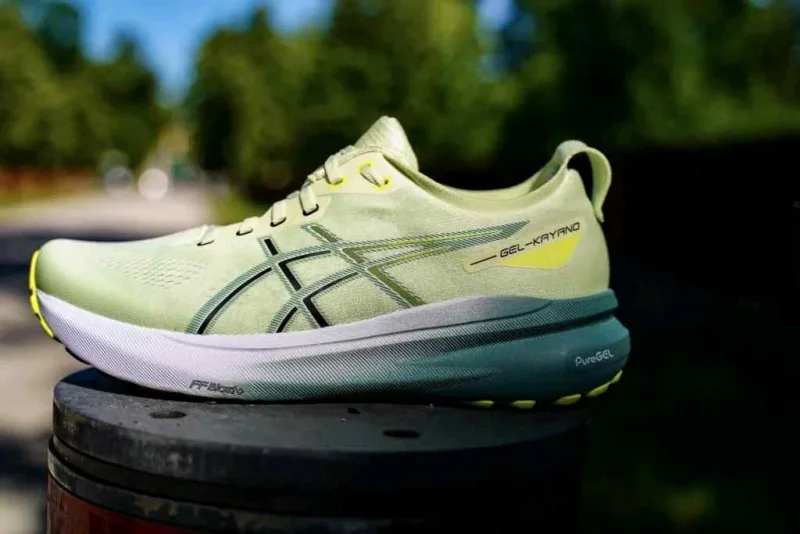 Asiccss Mens Gel-Kayano 31 Gradient Olive Green