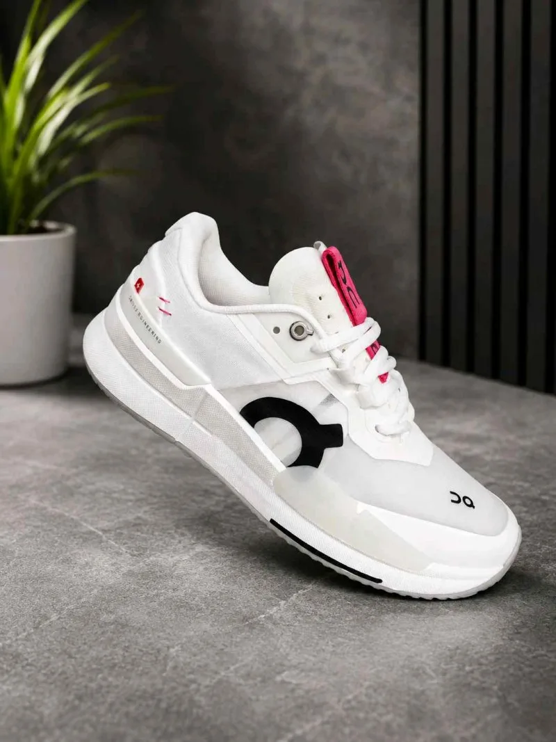 On The Roger Pro 2 Clay White Pink 6188