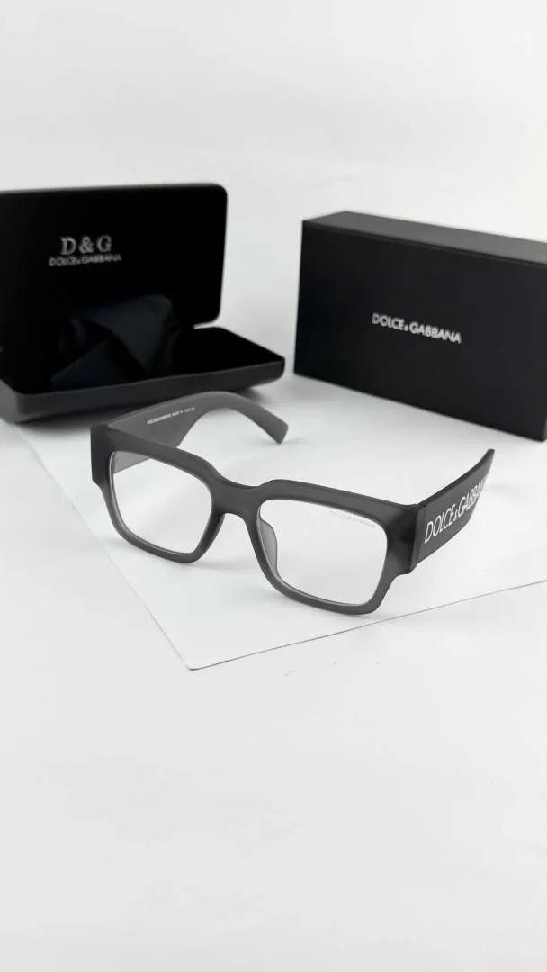 Dolc_gabbana_grey_plano_6184