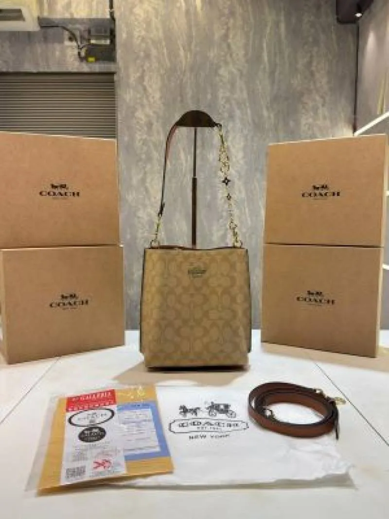 Coac_mollie_signature_bucket_bag_with_extra_long_sling_and_carry_bag_&_OG_box_5423