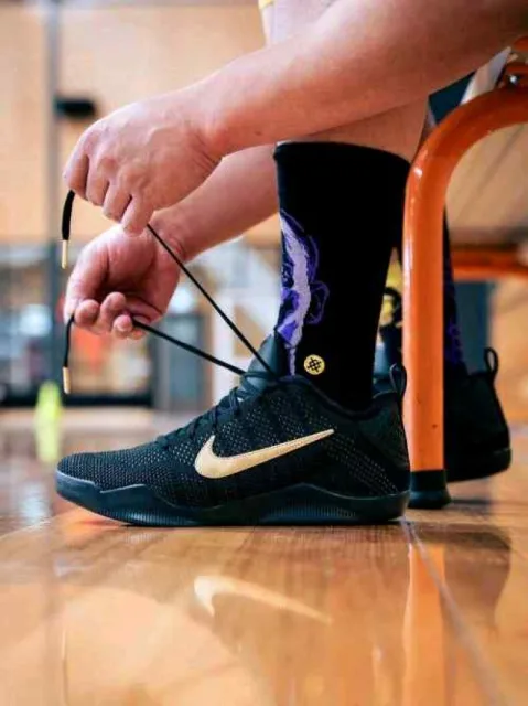 Nikkee Kobe 11 Protro Fade to Black 656