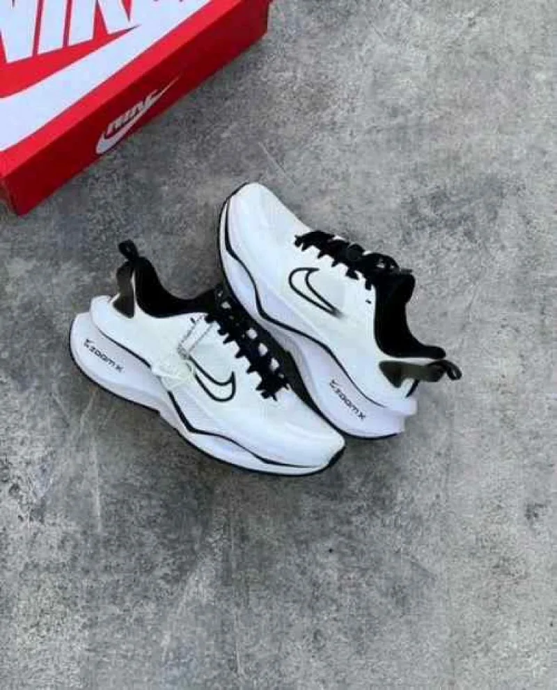 Nikkee Zoom X Smily Pro White 650