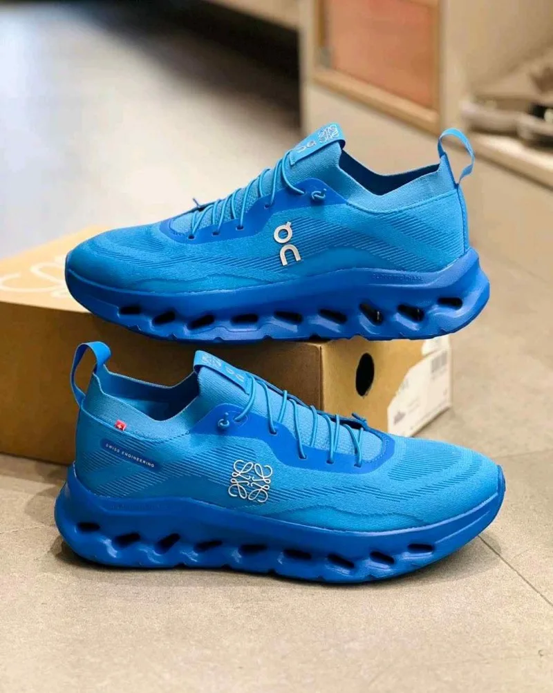 Loewe X On Cloudtilt Electric Blue 1055