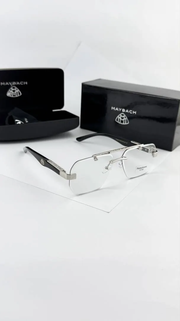 Maybach silver plano 1023