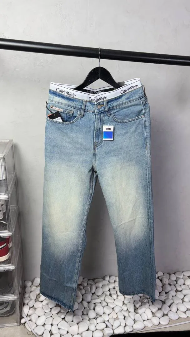 Calvin Kline Premium Jeans. 3271