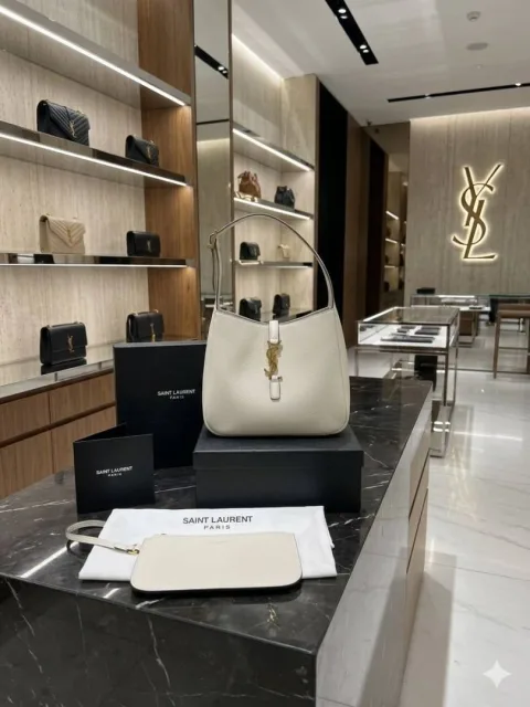 Ysl_saint_laurent_le_5_A7_leather_hobobag_with_ogbox_wallet_etc_541