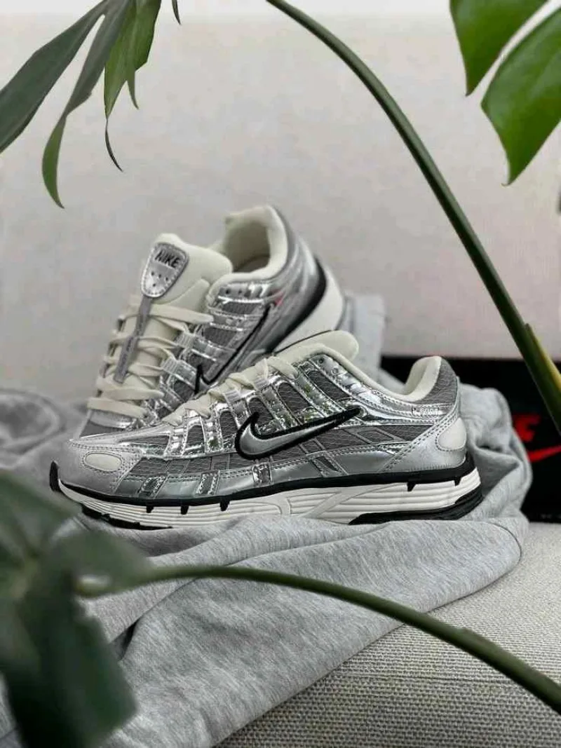 Nikkee P6000 Metallic Silver 682