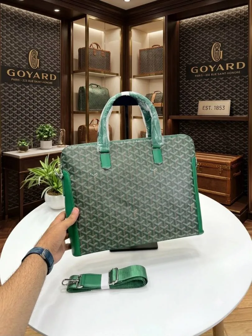 Goyerd Paris Premium Quality Laptop Bag With Long Strap Dustbag Etc model 622