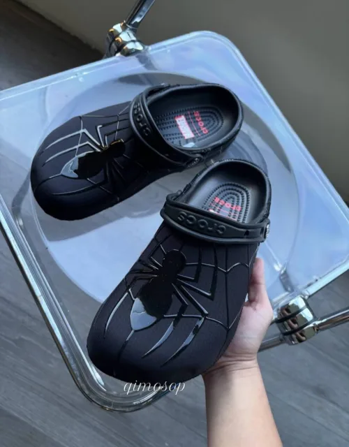 Croc MARVEL SPIDER NEO CLASSIC CLOG Black