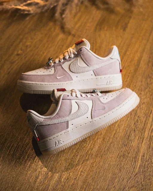 Nikkee AirForce 1 07 LX Year of the Dragon 6073