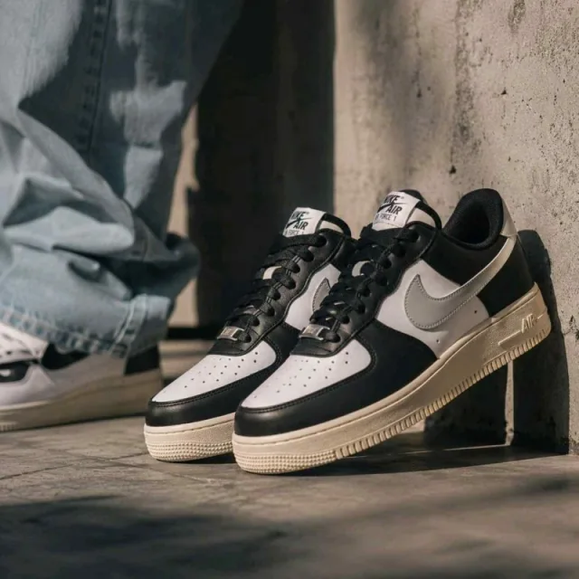 Nikkee Airforce 1 07 Low White Light Silver Coconut Milk Black 2612