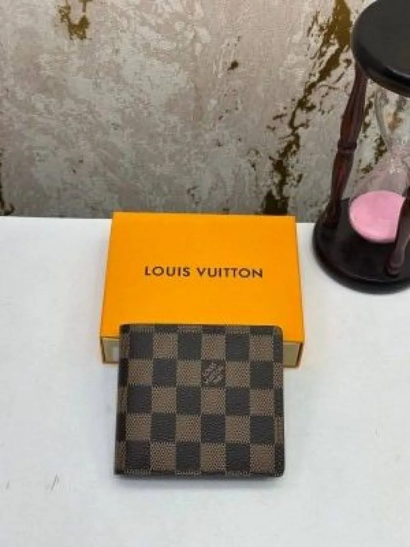 Loui_vuitton brown premium wallet with og box model no -28