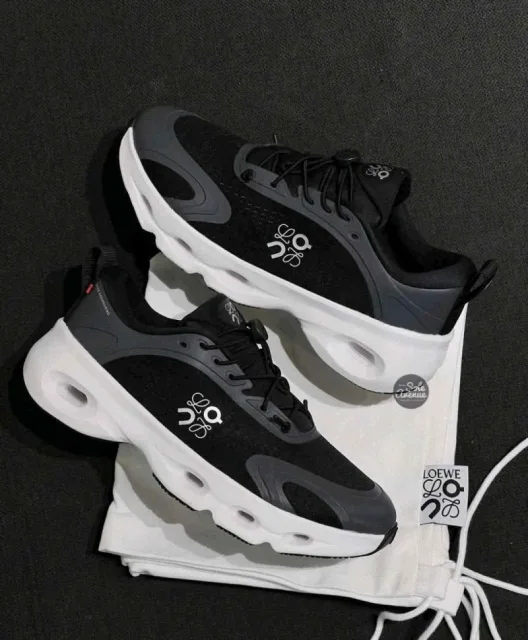 Sale On Running Cloudsolo X Loewe White Black 966